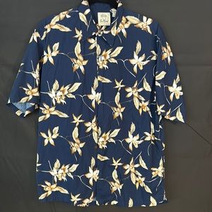 Pauttana Hawaii men’s shirt size medium